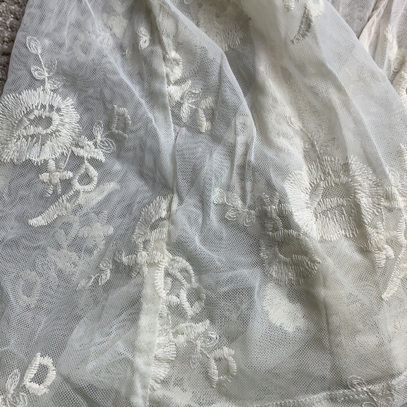 Sheer mesh floral kimono - Picture 4 of 7